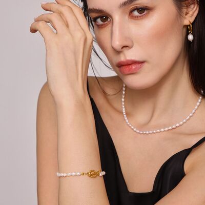 Pearl Necklace, Bracelet and Earrings Set