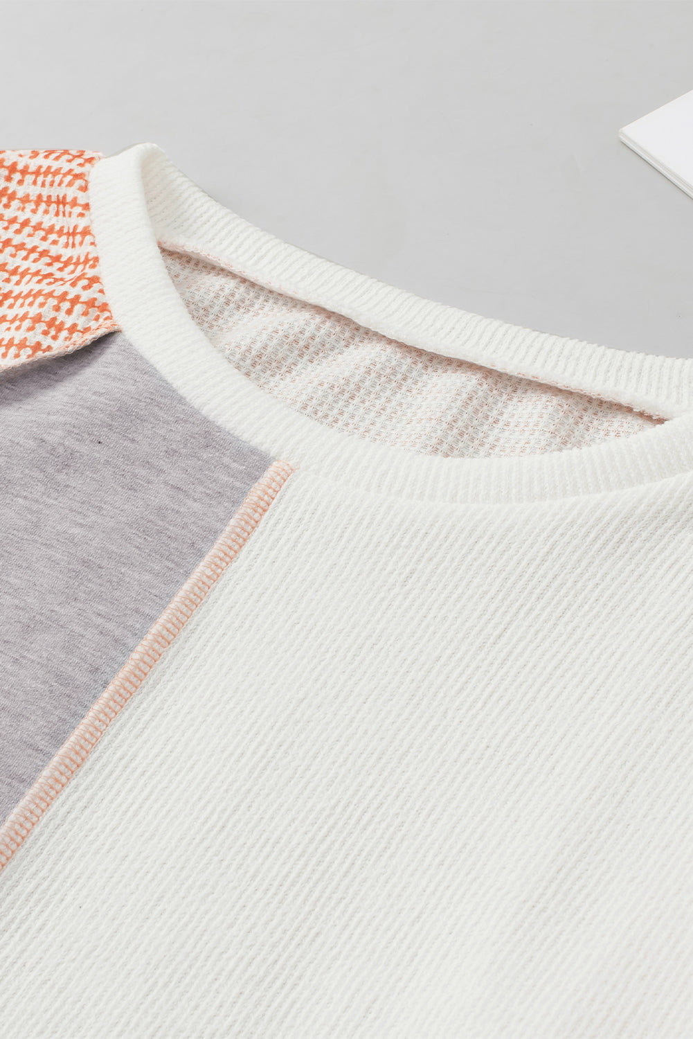Color Block Round Neck T-Shirt
